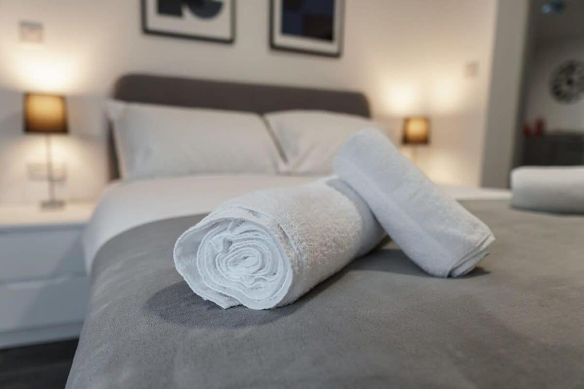 Lovely 1 Bed Apartment In Liverpool Centre Kültér fotó