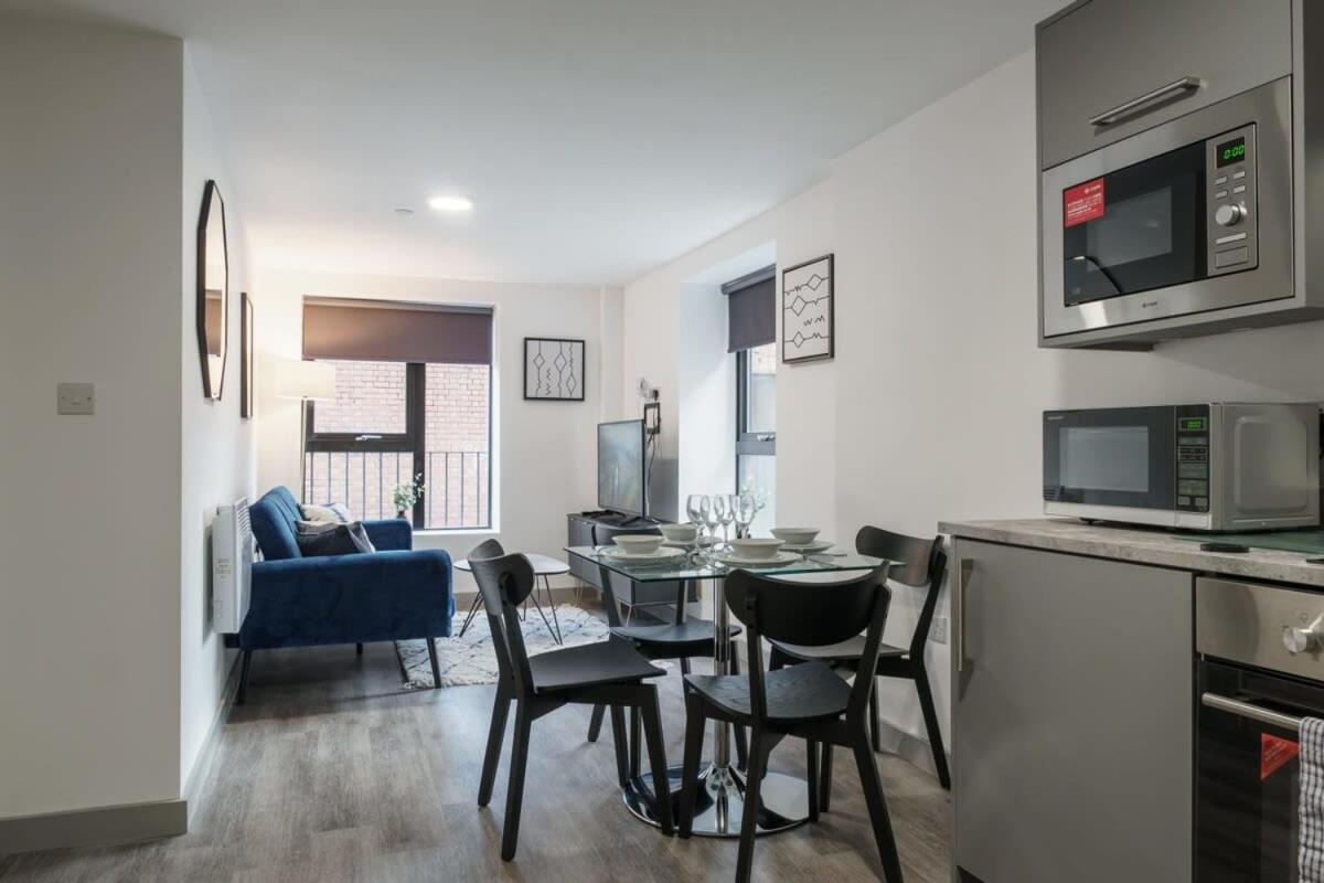 Lovely 1 Bed Apartment In Liverpool Centre Kültér fotó